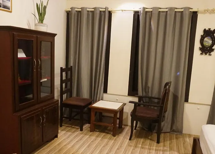 Kathmandu Home Homestay *